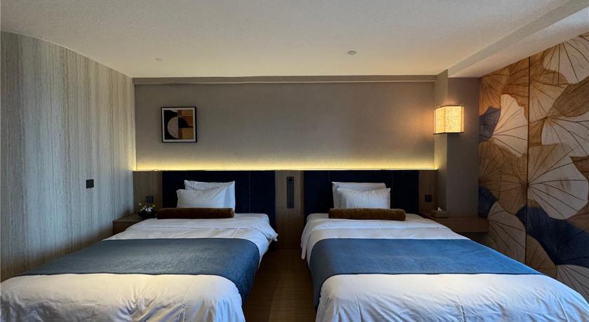 상라오 五悦悦心酒店上饶万力时代金龙岗青年艺术街区店 Wuyue Yuexin Hotel Shangrao Wanli Times Golden Dragon Hill Youth Art District 호텔 수영장
