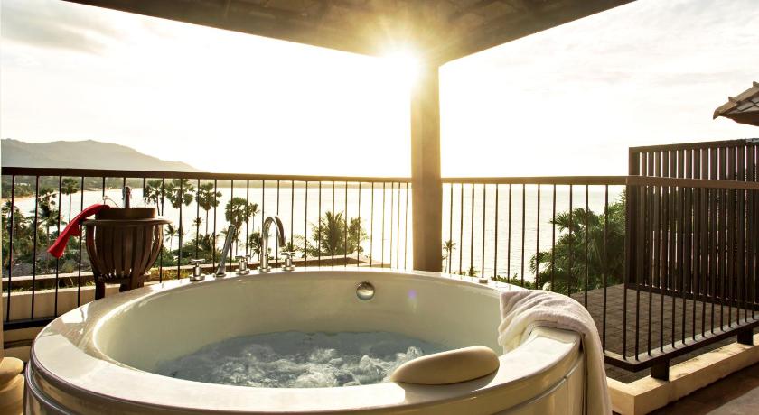 Image of Ocean Suite 6