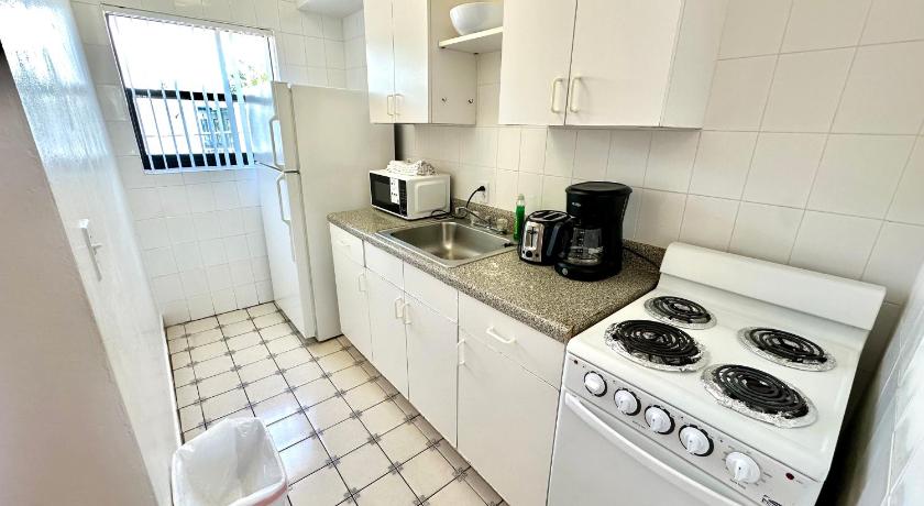 Image of Studio with Kitchen 1