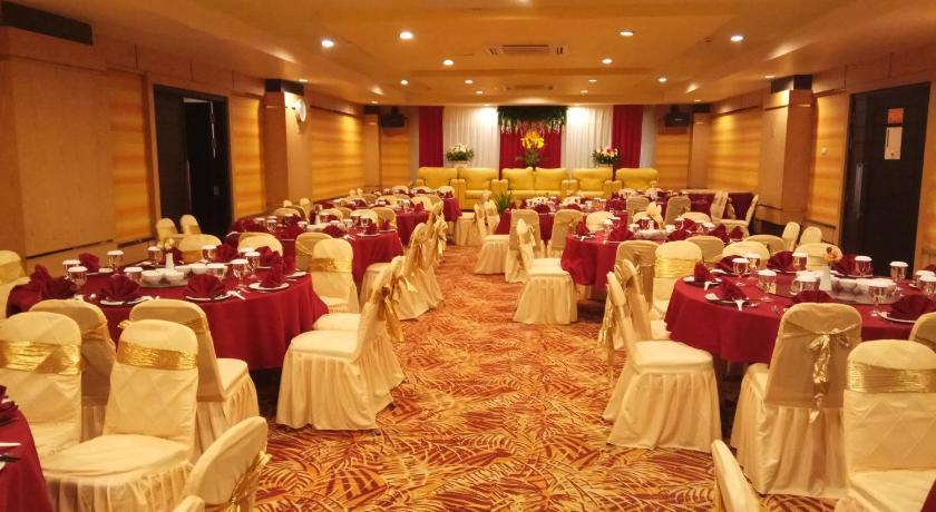 Hotel Kini