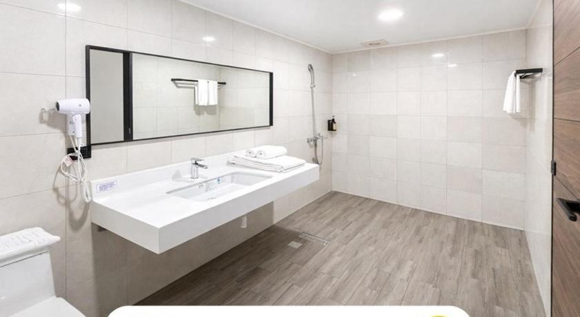 Image of Double Room 1