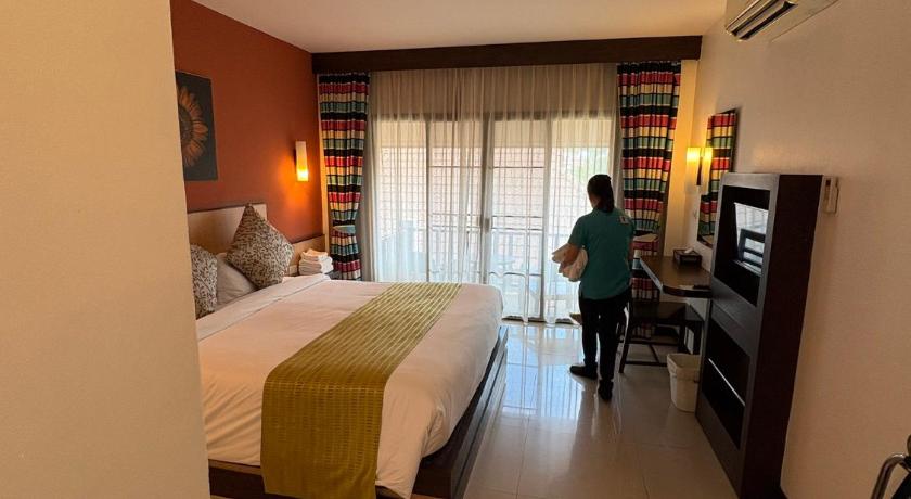 Image of Standard Double Or Twin Room With Garden View 4