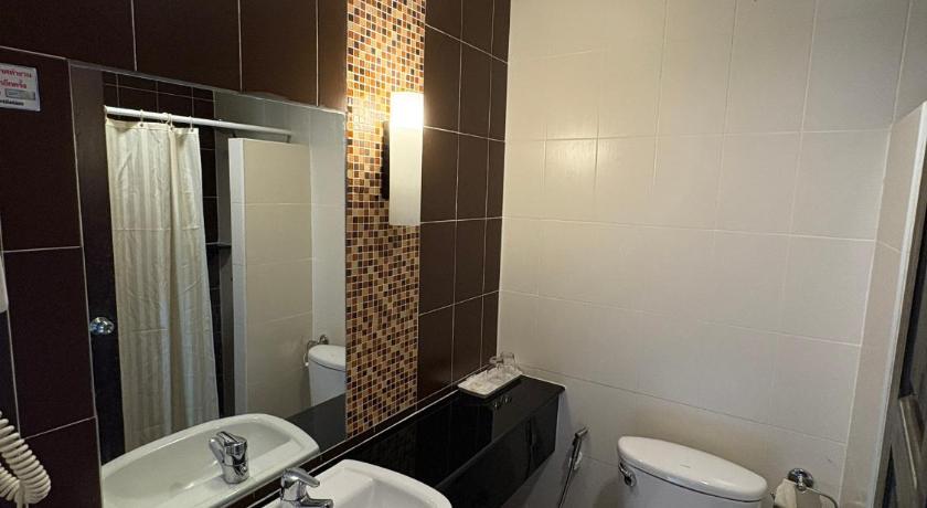 Image of Standard Double Or Twin Room With Garden View 2