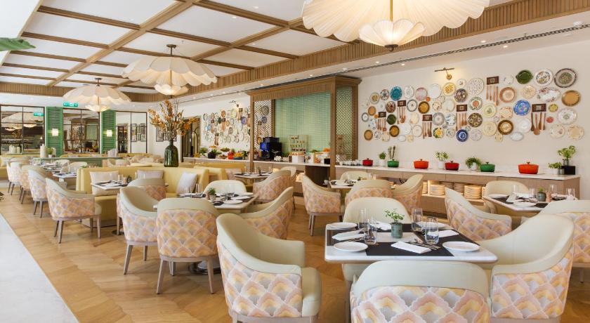 DLF Club 4 - image 31