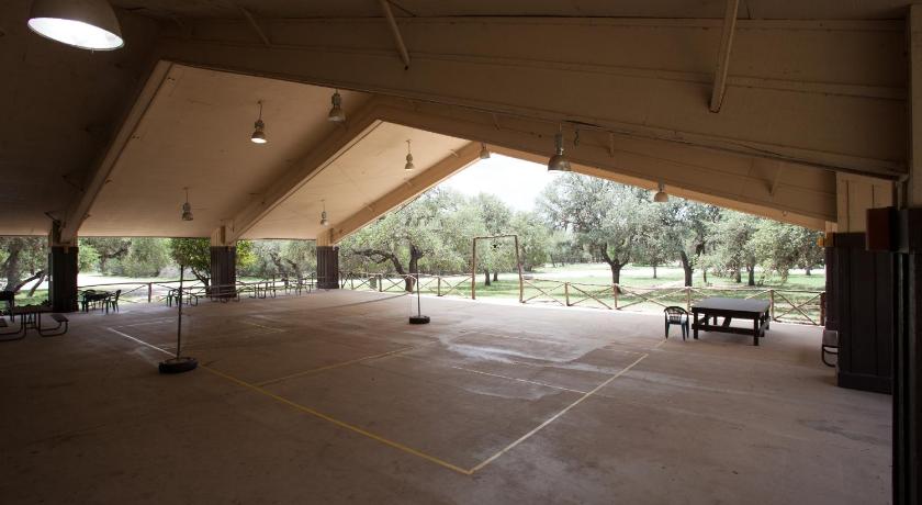 Medina Lake Camping Resort Cabin 4 photo