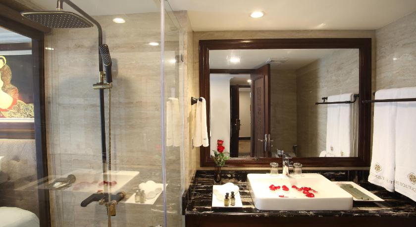 サパ Paris Boutique Hotel Sapa 3つ星 ホテル レストラン