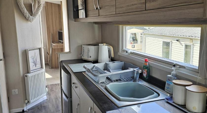 6 Ocean Park private 4 birth bar on site 5 minute walk to beach