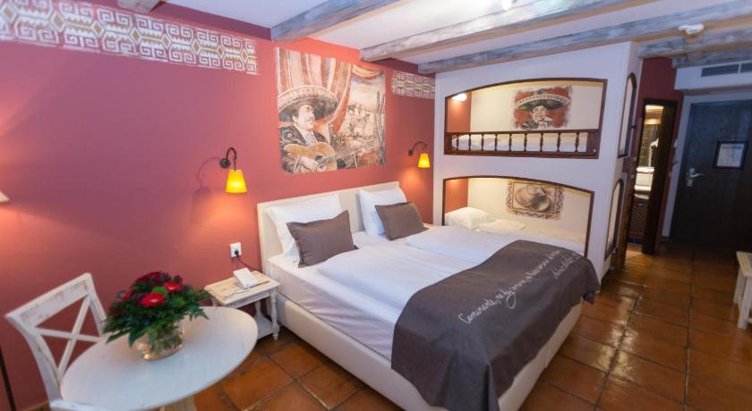 4-Sterne Erlebnishotel El Andaluz, Europa-Park Freizeitpark & Erlebnis-Resort photo
