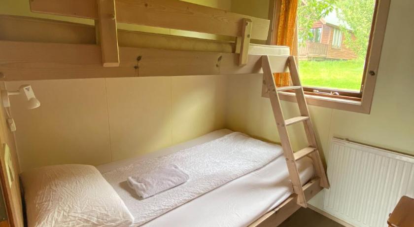 Image of 3-Bedroom House 7