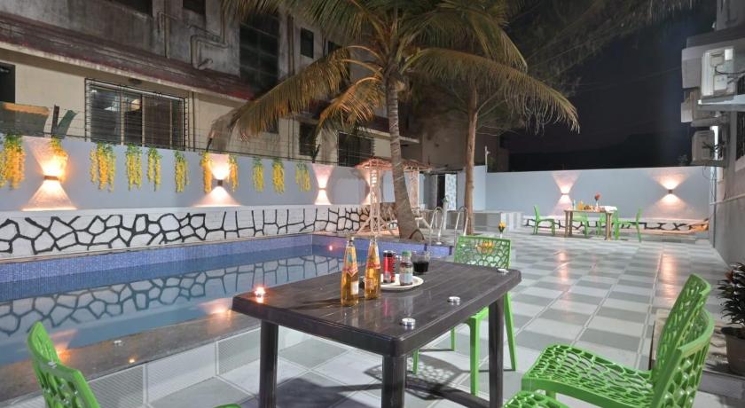 II EMPYREAN STAYS II AURA VILLA II 3BHK II AC II LARGE POOL Il