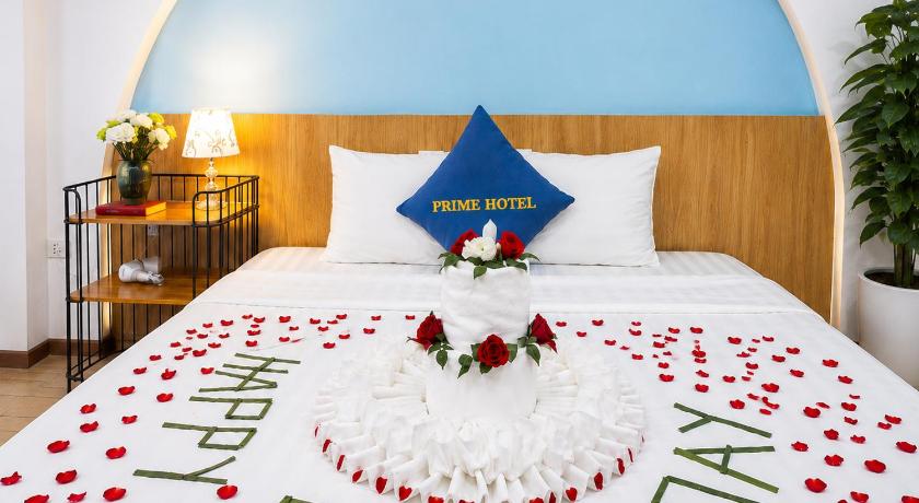 Image of Deluxe Double or Twin City View with Balcony 14