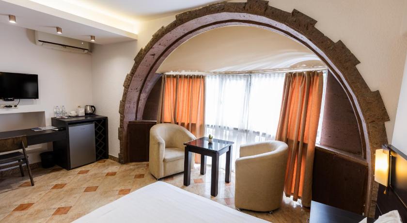 Skyline Hotel Yerevan – Yerevan