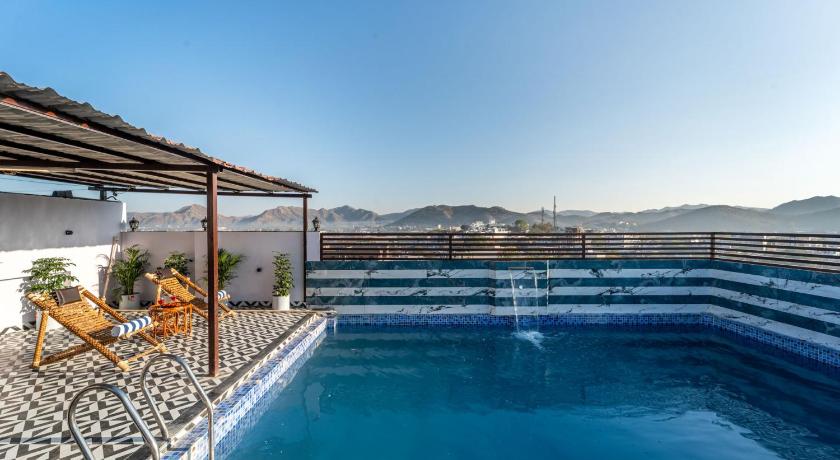 Mangal Residency Rooftop Pool - image 9