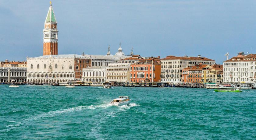 VENICE CAPPUCINA GUEST HOUSE - image 3