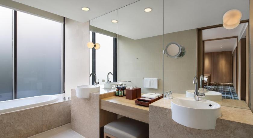 Afbeelding van 1 King Junior Suite Lounge Access 15