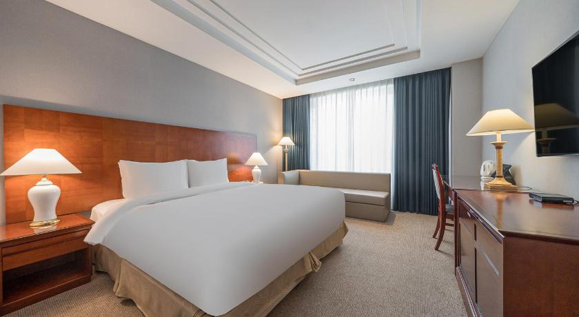 Image of Deluxe Queensize (Deluxe Queen) 0