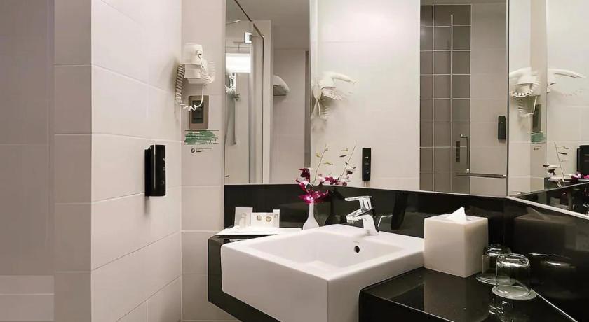 Image of Superior Twin Room 7