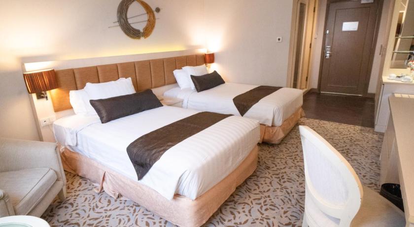 Image of Deluxe Room Twin Bed 1
