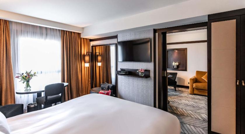 Image of Junior Suite 1 King Bed 0