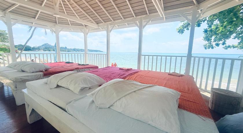 Sand Sea Beach Resort - image 40