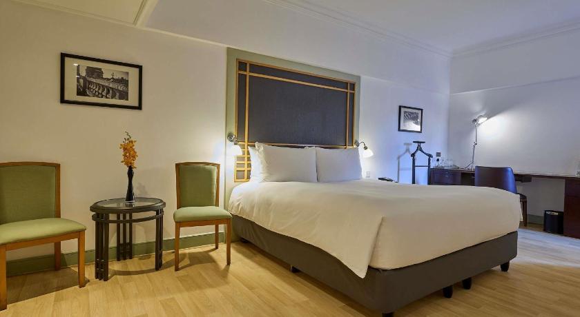 Imagen de SUPERIOR ROOM, Club Millésime Access, 1 King Size Bed, City View 7