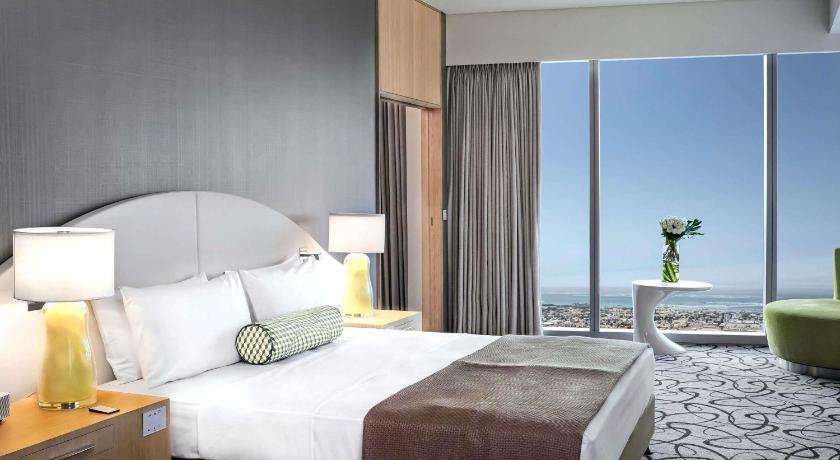 Image of OPERA SUITE, Club Millésime access, 1 King Bed,  Coastline View 6