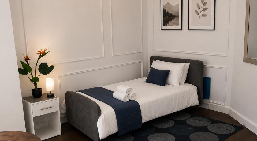 VESTO  Chelsea Cloisters - image 12
