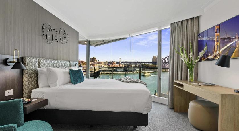Image of Two-Bedroom Apartment with Harbor View 5
