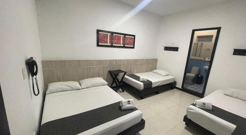 Image of Standard Triple Room 3