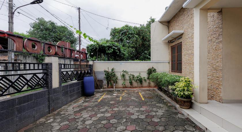 RedDoorz Syariah near Grand Kota Bintang - image 19