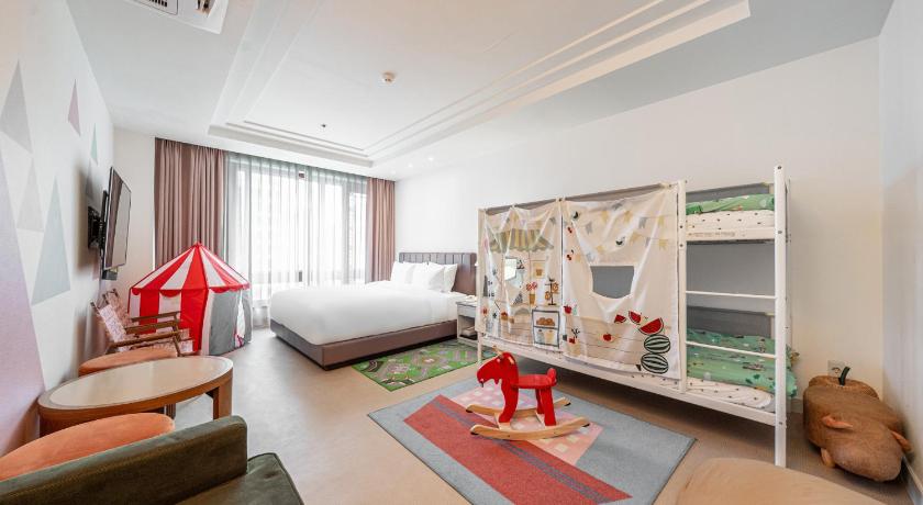Image of Kids Family Room - Guest Must Accompanied with Kids Under 13 Years 0
