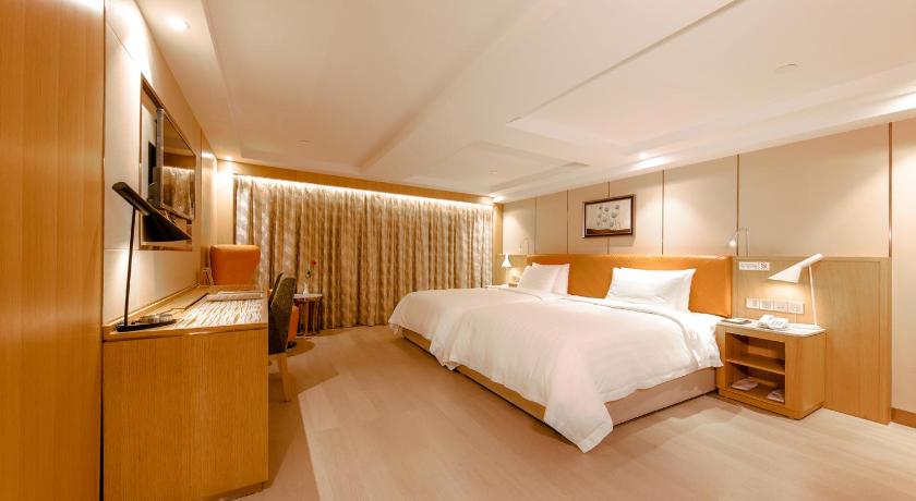 Vaizdas, kuriame – Liukso klasės apartamentai dviejų lovų (Deluxe Suite Twin) 1