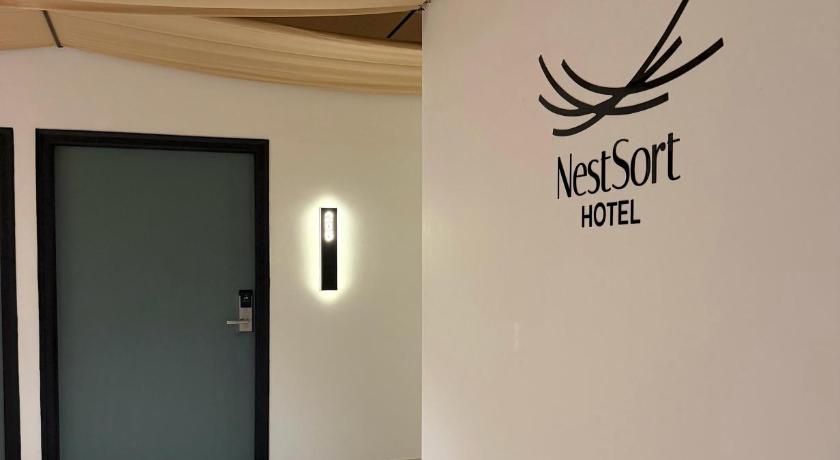 NestSort Hotel - image 10