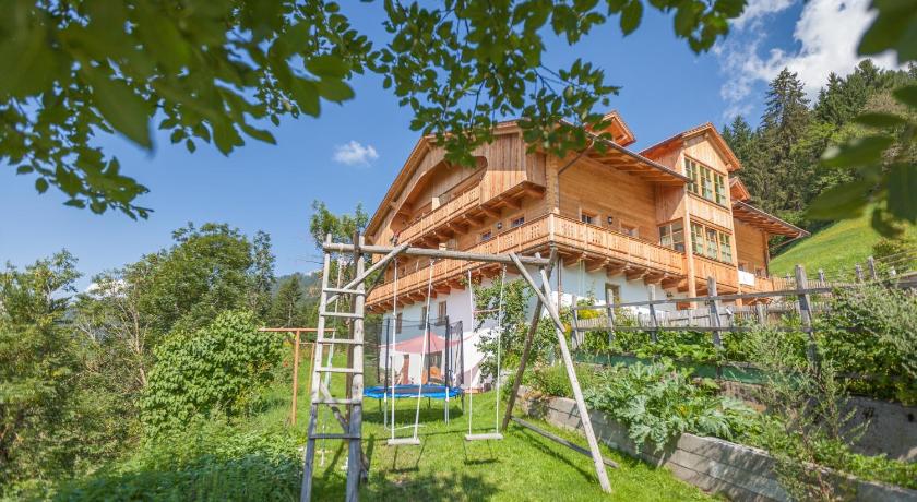 BIO Ranerhof — Hotel in San Candido