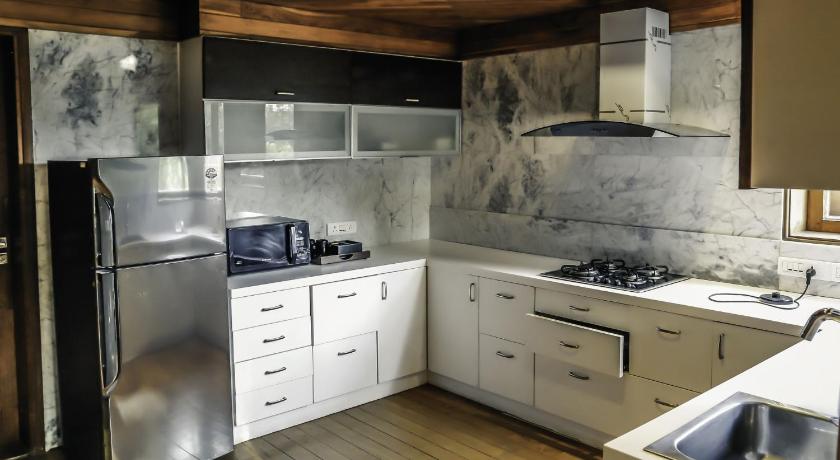 Image of Deluxe suite to be named as Hermitage B 11