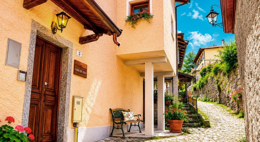 Borgo Paradiso Guest House