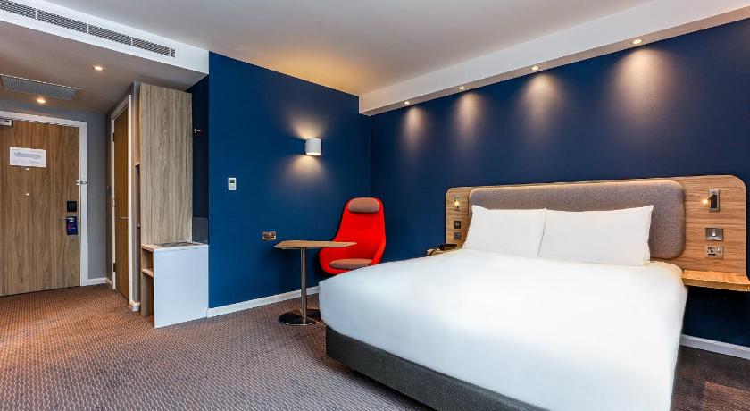 Image of 1 Double Accessible with Free Hot Breakfast 5