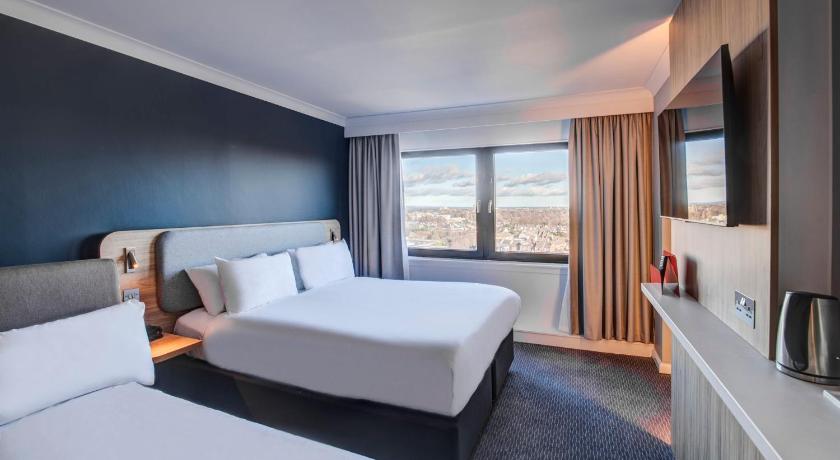 Image of 1 Double Standard Sofa Bed with Free Hot Breakfast 1