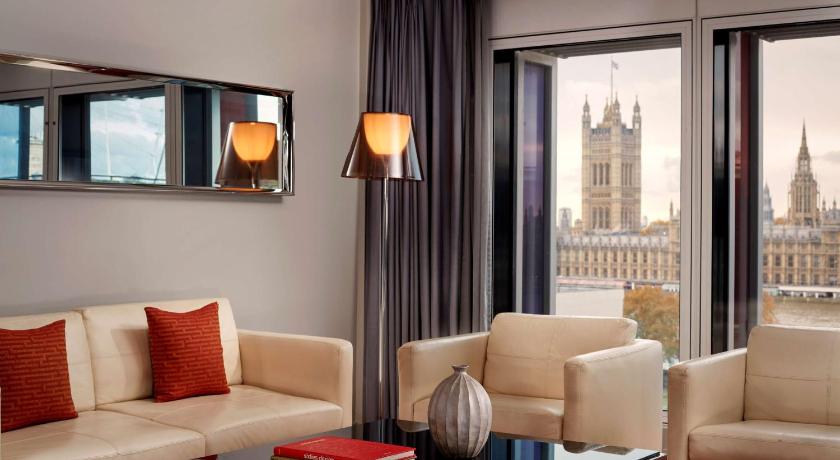 Image of 1 Bedroom Suite 7