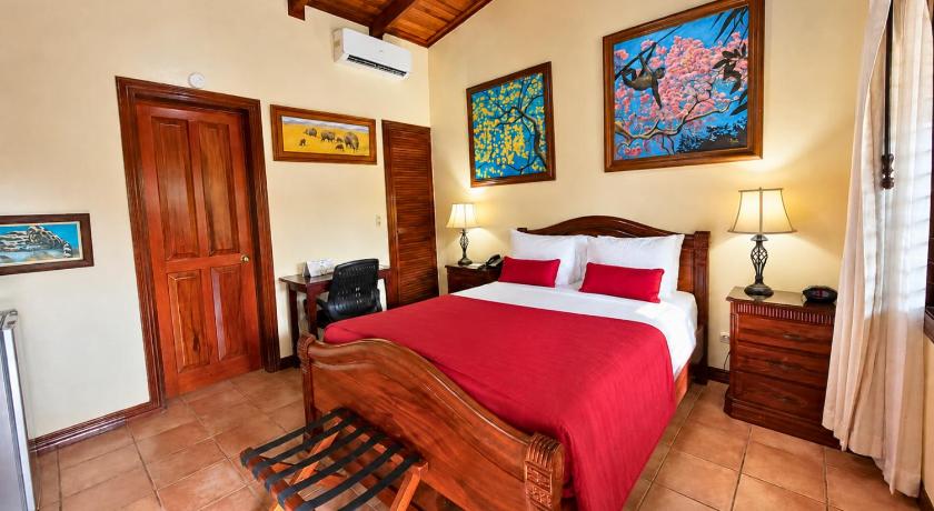 Image of Double Room with Garden View 5