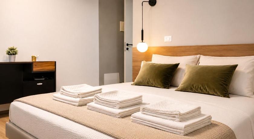 A Due Passi Dalla Scalinata Rooms