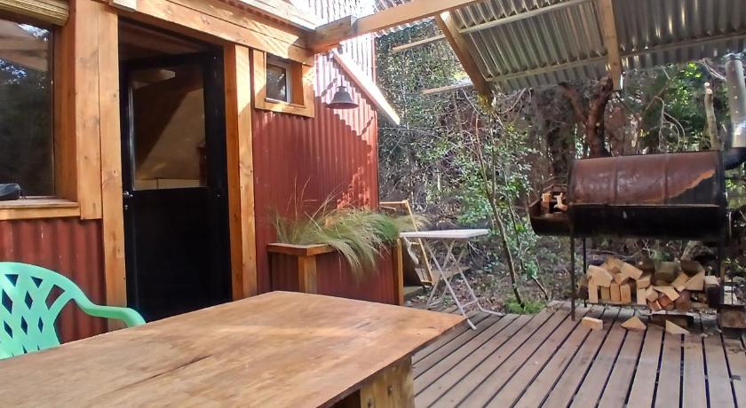Image of Cottage with Garden View 10