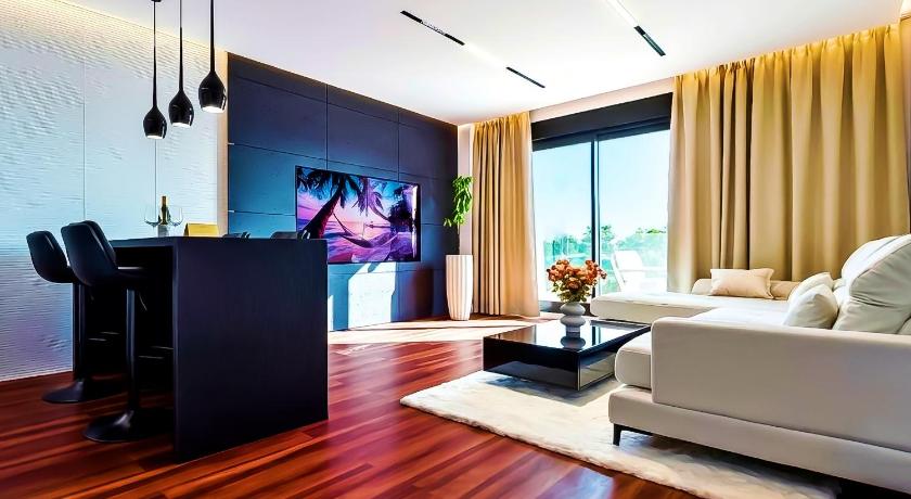 SAPPHIRE APARTMENTS Sea View Torre del Mar
