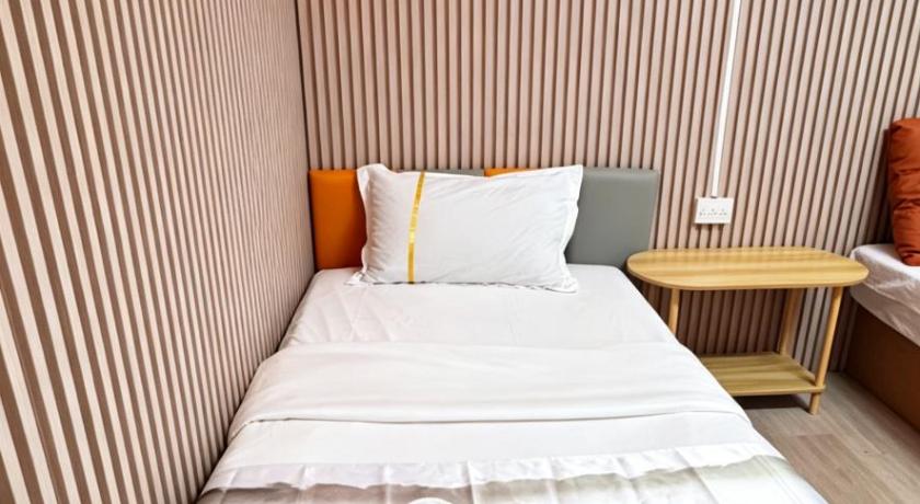 Image of Twin Room with Shared Toilet 1
