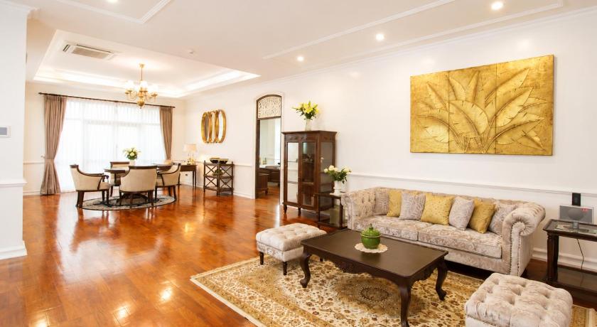 Image of royal lao suite 3