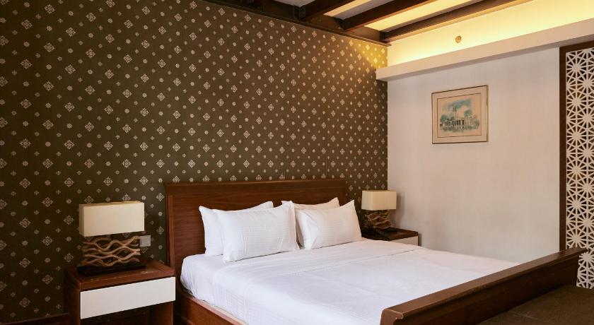 Image of Deluxe Double Room 6