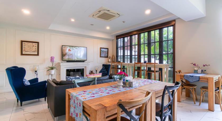 Rimwiang Hotel – Chiang Mai, IA