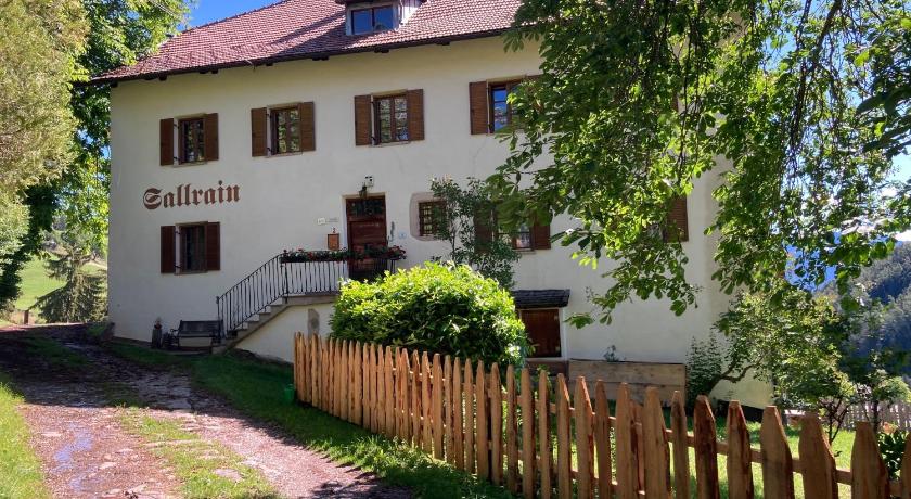 Sallrain Hof Apartment 1