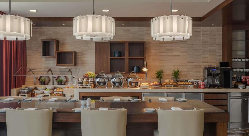 Image of Swiss Executive Creek View 8