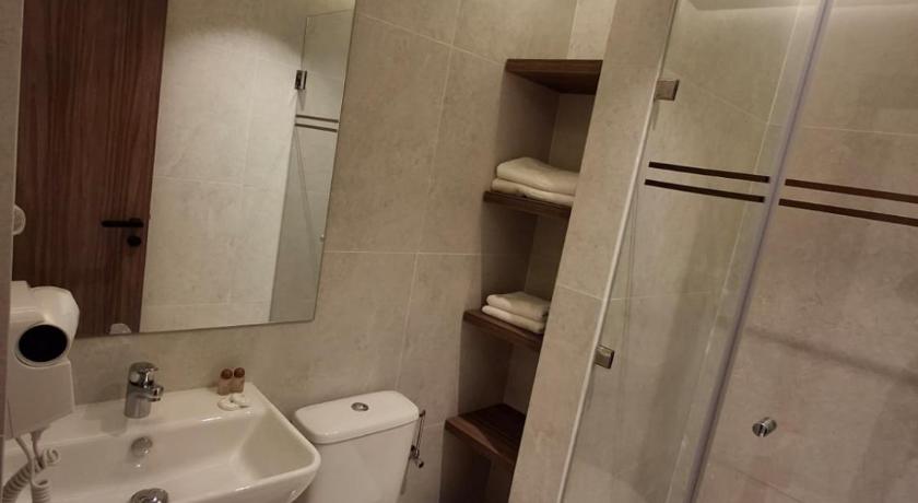 Image of Double or Twin Room with Balcony 2